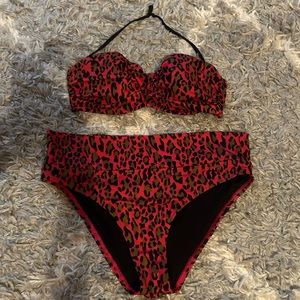 Victoria’s Secret swimsuit/bathing suit